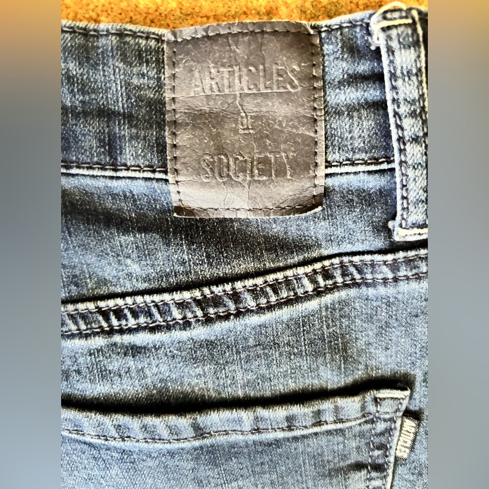 Articles of Society The Secret Skinny Jeans Women 8/29 Dark Wash Raw Hem - Picture 3 of 9